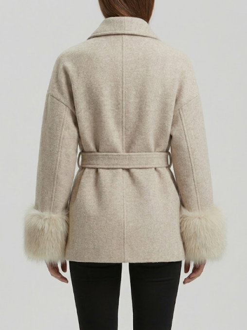 Veste ceinturée en laine mélangée avec finitions effet fourrure